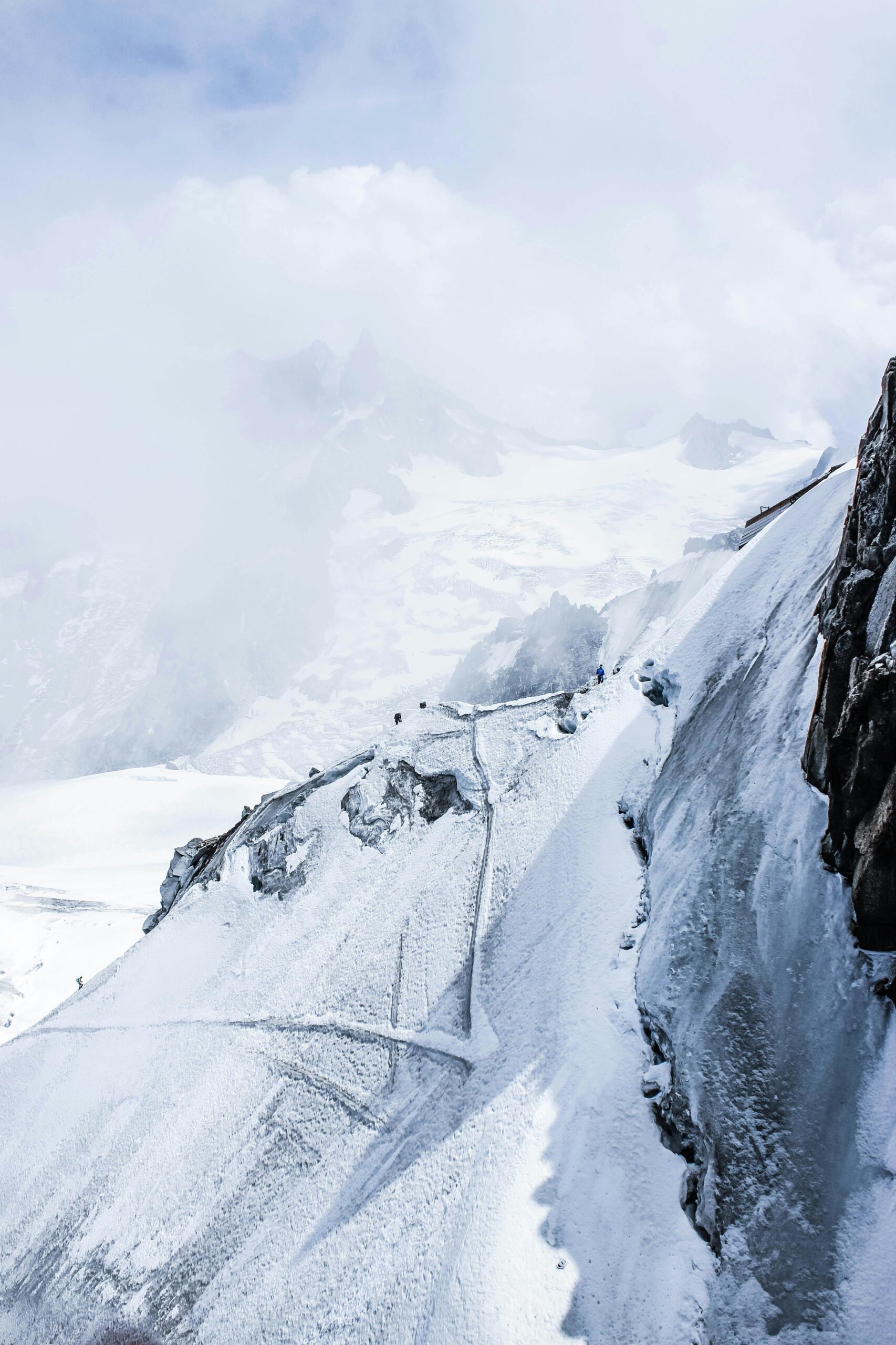 Using news media to identify gaps in climate change adaptation research: Insights from the Philippines